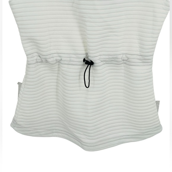 Under Armour Vest XS White Black Trim Daytona UA Storm Cold Gear Cinch Waist NWT - Picture 6 of 13